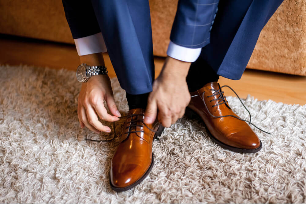 Blue suit, brown shoes: the perfect combination? | Suit Direct